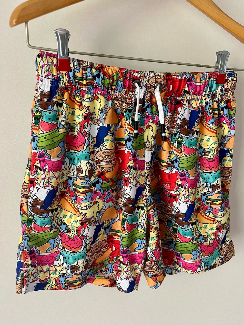 GOAT USA Food Print Mesh Athletic Shorts Boys YXL Novelty Donut Pickle Bagel - Picture 4 of 14